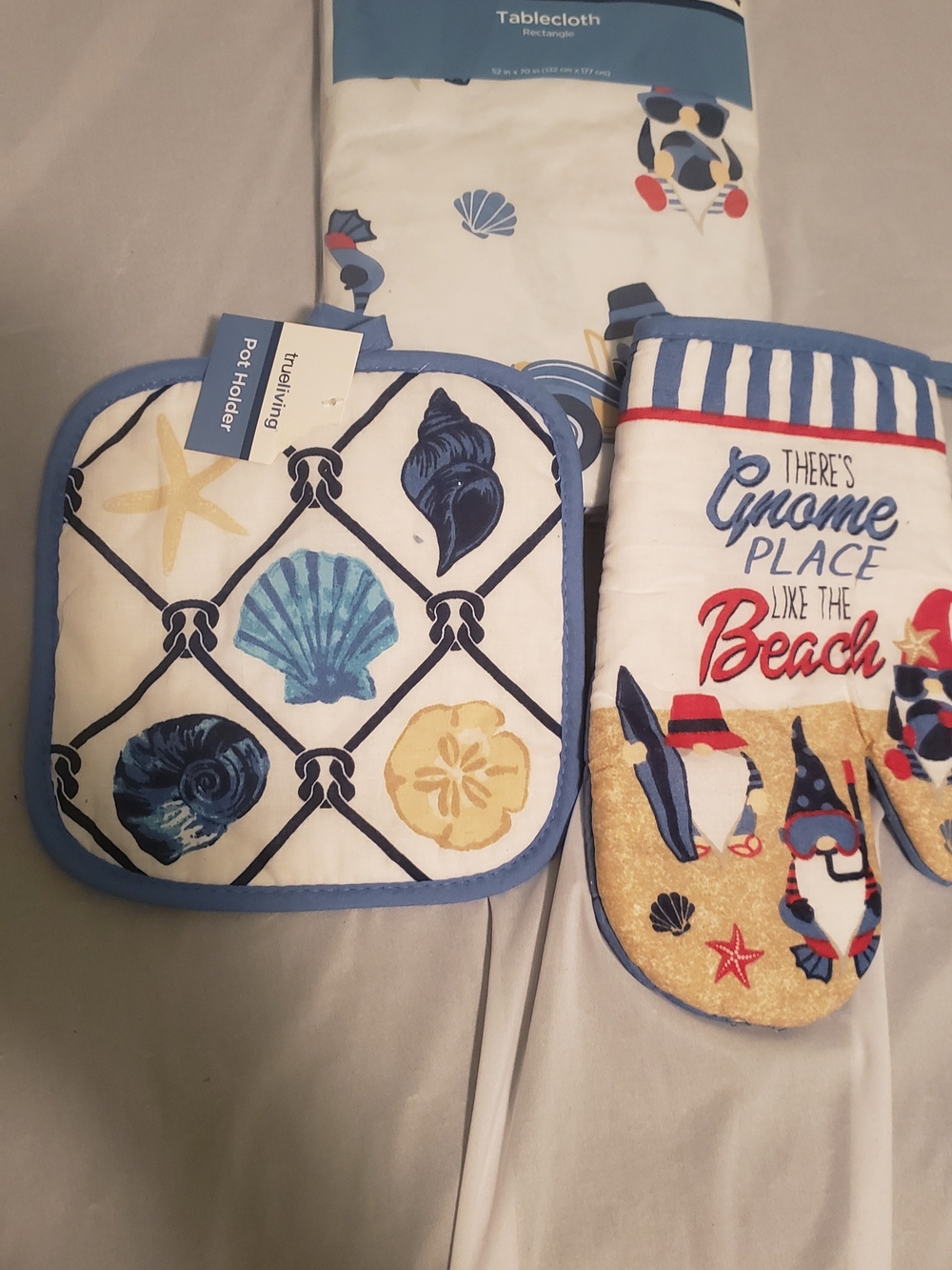 Gnome Beach Summer Picnic Set